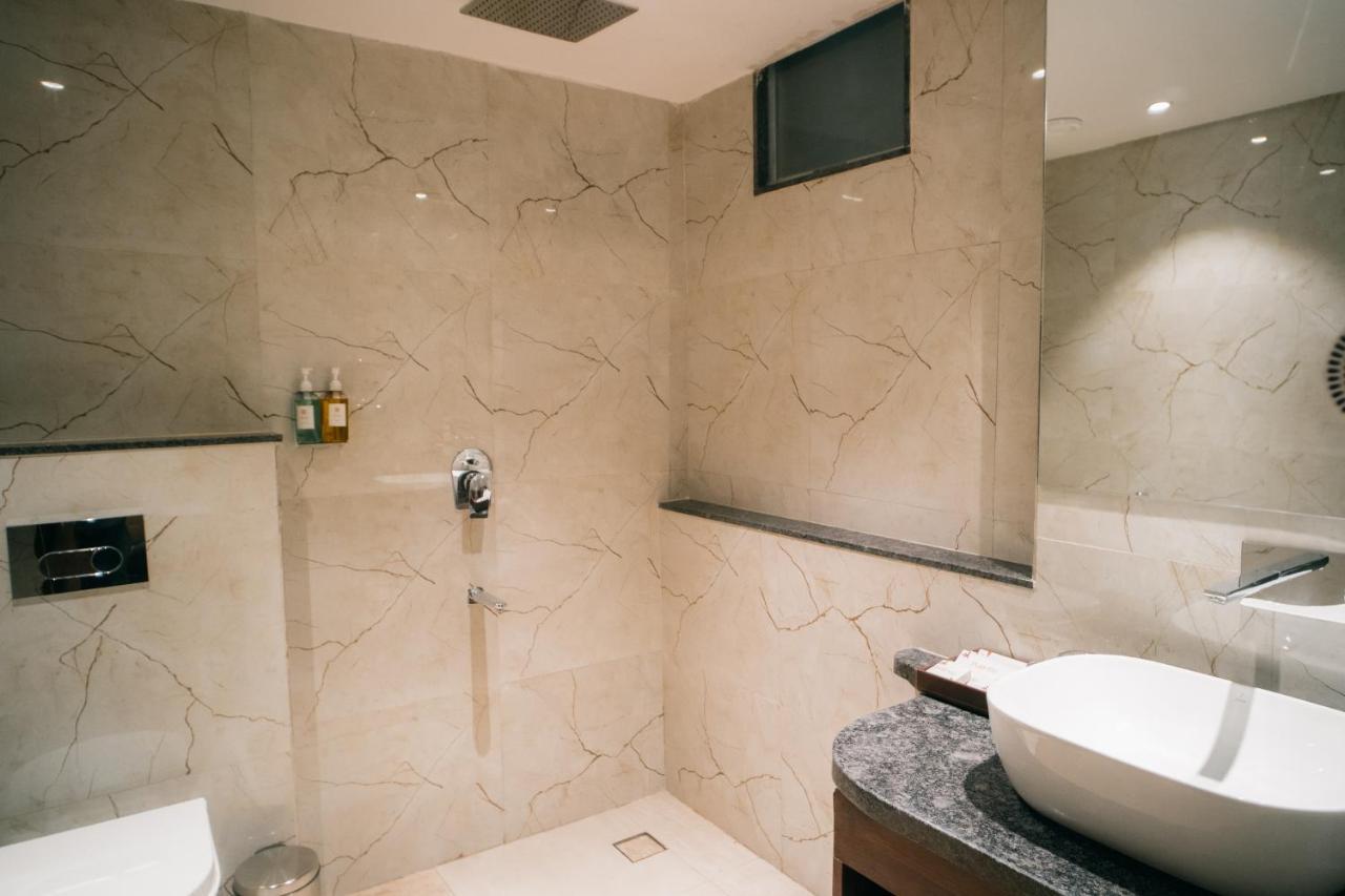 Playotel Premier Vijay Nagar Indaur Kültér fotó