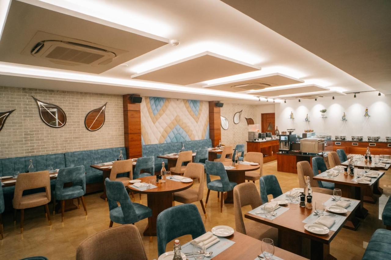Playotel Premier Vijay Nagar Indaur Kültér fotó