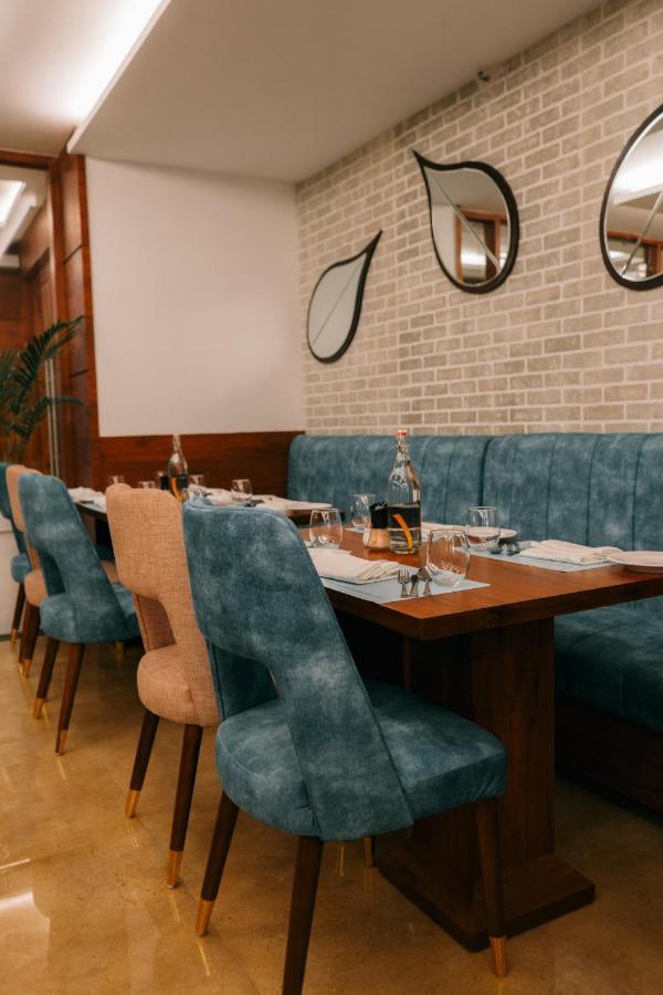 Playotel Premier Vijay Nagar Indaur Kültér fotó