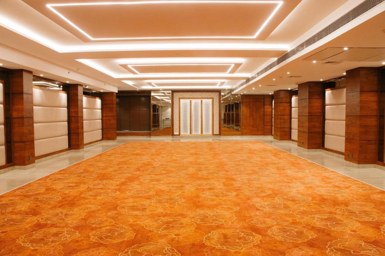 Playotel Premier Vijay Nagar Indaur Kültér fotó